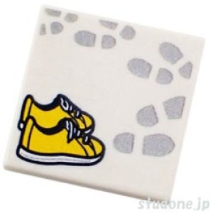 2x2タイル（スニーカー イエロー・靴跡）